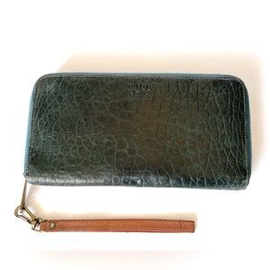 WILL Leather Goods wristlet/wallet